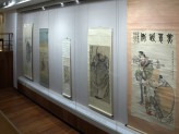 Chinese Paintings Gallery - Beauties and Heroes exhibition hanging scrolls. &copy; Ashmolean Museum, University of Oxford