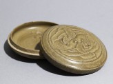Greenware circular box and lid with two mandarin ducks (EA1956.1020)