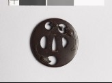 Lenticular tsuba with egg fruits (EAX.10550)