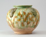 Jar with appliqu&eacute; arabesque decoration under a three colour glaze (LI1301.39)