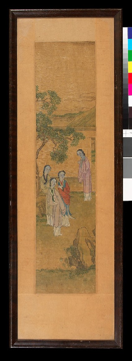 Female figures in a gardenfront