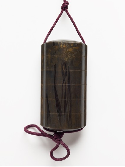 Inrō with irisesfront