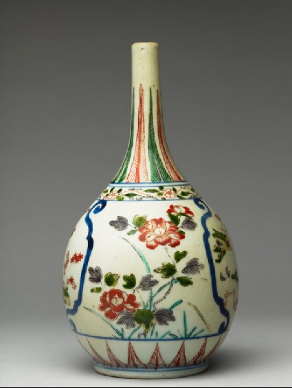 Bottle with temple scenes and floral decorationside