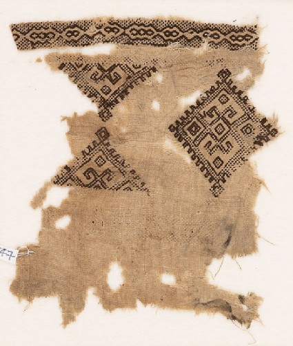 Textile fragment with diamond-shapes and hooksfront