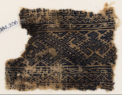 Textile fragment with linked hooksfront