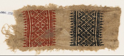 Textile fragment with diamond-shapes, quatrefoils, and treesfront