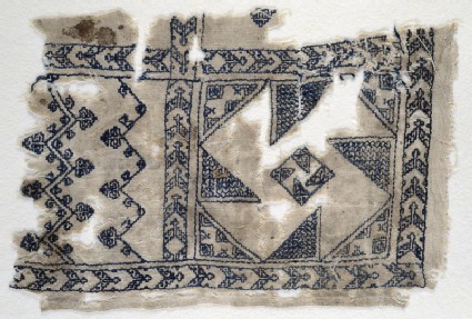 Textile fragment with geometric patternsfront