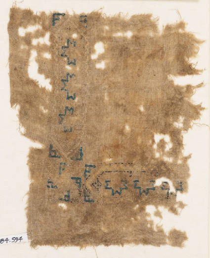 Textile fragment with hexagonal cartouchesfront