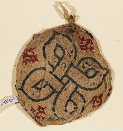 Textile fragment with interlacing knottop