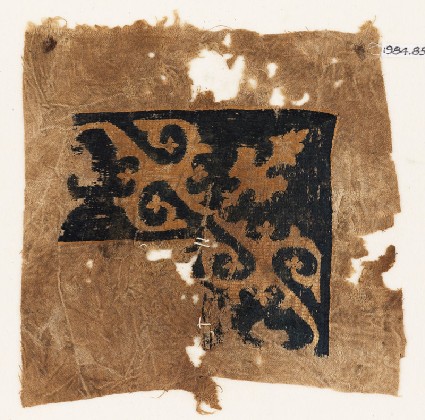 Sampler with vines, tendrils, and a leaffront