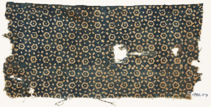 Textile fragment with hexagons, quatrefoils, and dotsfront