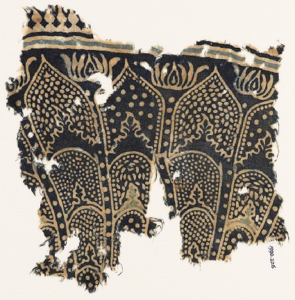 Textile fragment with large petals and dotsfront