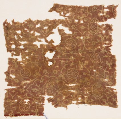 Textile fragment with tendrils and rosettesfront