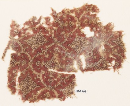 Textile fragment with linked medallions and quatrefoilsfront