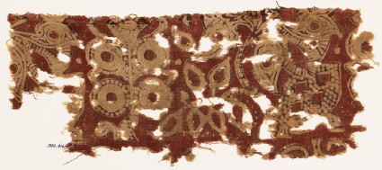 Textile fragment with stylized plantsfront