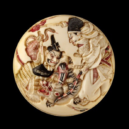 Manjū netsuke depicting Minamoto no Yorimasa and Ii no Hayata slaying the nue, a mythical creaturefront