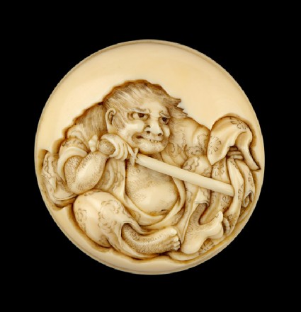 Manjū netsuke depicting Yojō stabbing Zhao Wuxu's cloakfront