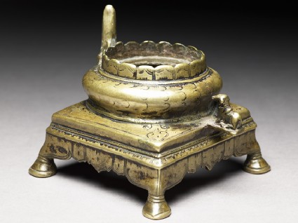 Shivalinga shrinefront