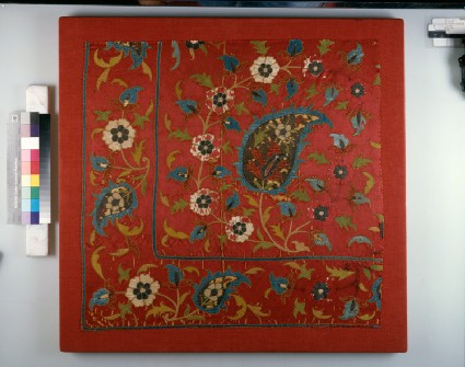 Fragment of a wrapping cloth with leaf-shapes and flowersfront