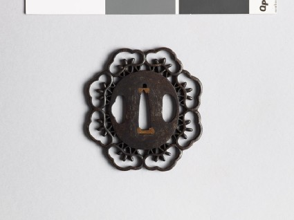 Tsuba with eight flowersfront