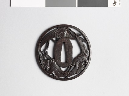Tsuba with three flying cranesfront