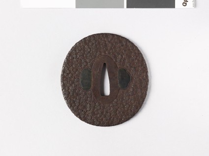 Tsuba with cherry blossomsfront