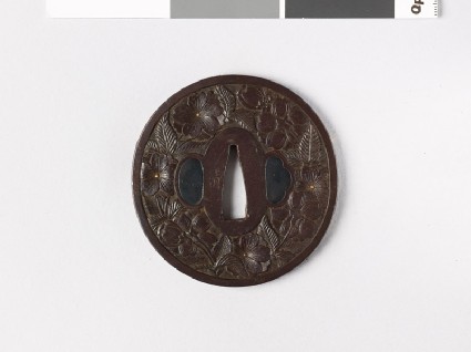 Tsuba with cherry blossomsfront