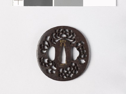 Tsuba with peony flowersfront