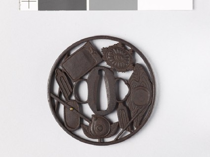 Round tsuba with writing implimentsfront