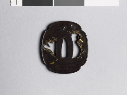 Mokkō-shaped tsuba with swimming duckfront