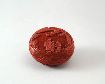 Seal-paste box and lid with three figures and a deer in a landscapefront