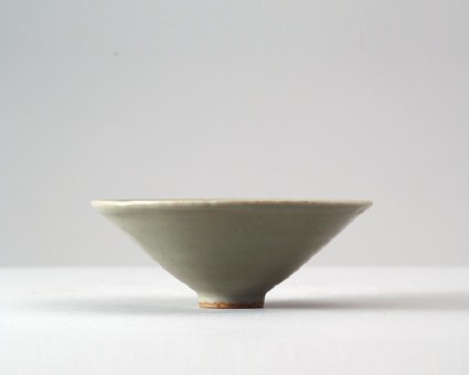 Greenware bowlfront